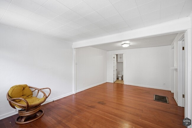 Building Photo - 2808 3rd St