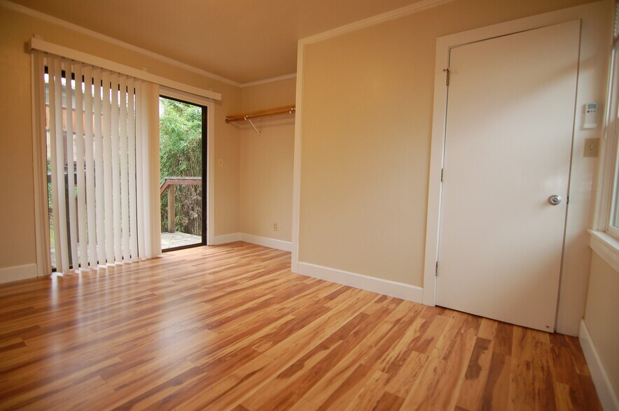 Building Photo - 8492 Trenton Rd