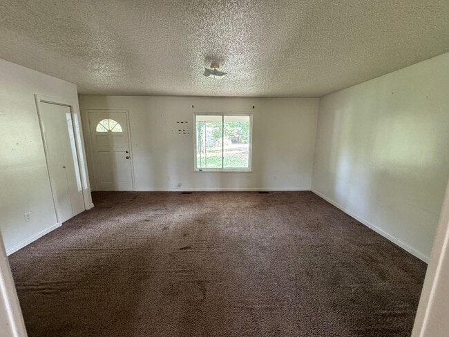 Building Photo - (Currently working on the property) 3/2 in...