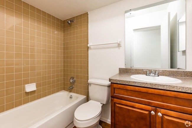 Building Photo - 5267 SW 21st Pl