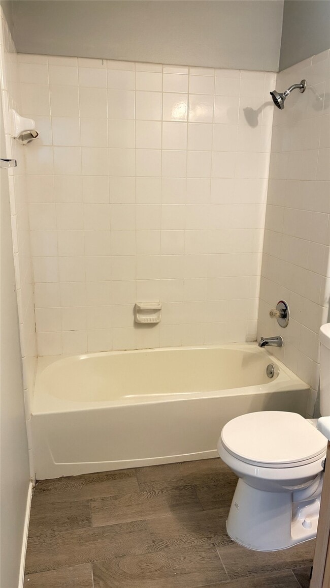 Building Photo - 4115 Geronimo Lake Dr