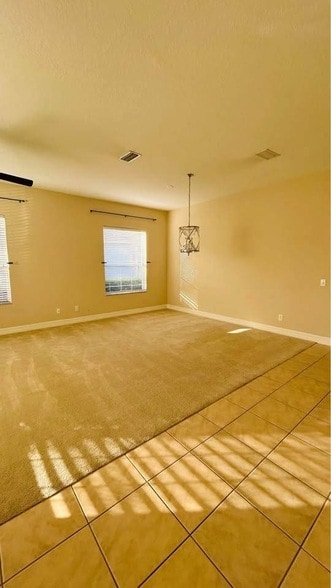 Building Photo - Heritage Point D Heritage Point Drive Unit 20002