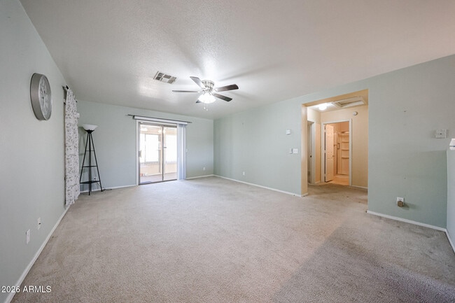 Building Photo - 11778 W Columbine Dr