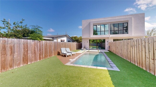 Building Photo - 353 NW 50th St