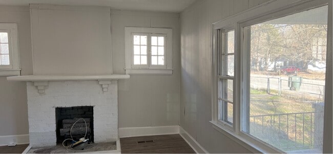 Building Photo - 1205 Tunnel Blvd