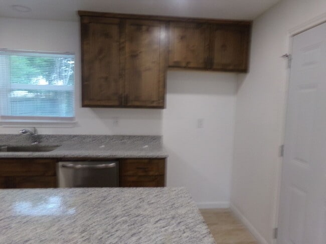 Building Photo - Updated 3/1 in Cibolo