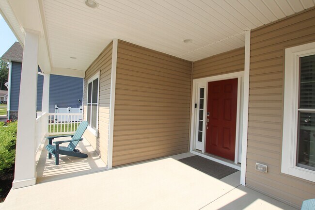 Building Photo - Maintenance Free Living!