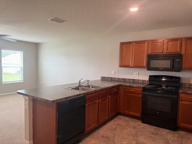 Building Photo - 1377 N Platte Ct