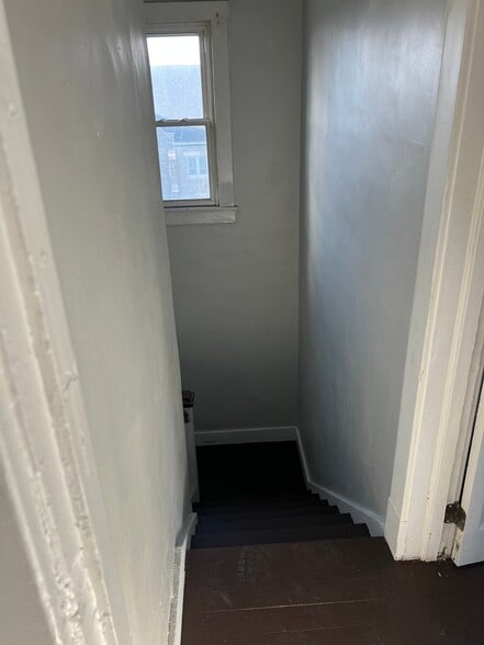 Building Photo - 3006 White Ave