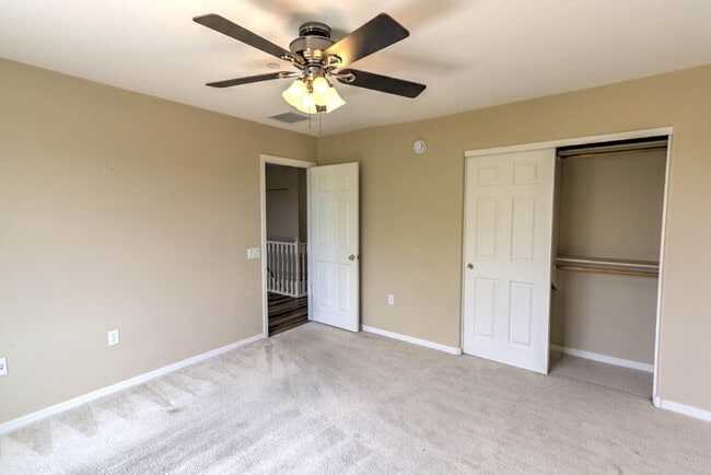 Building Photo - Rancho Sahuarita 5-Bed with 3.5 Baths 3187 Sq Ft
