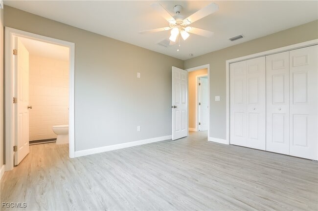 Building Photo - 5292 Trekell St