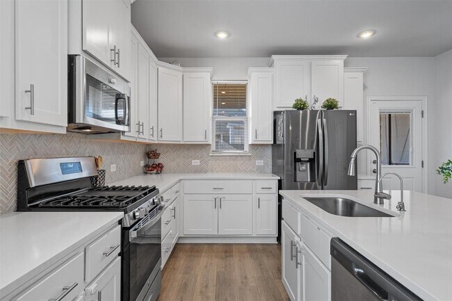 Building Photo - 11600 Caithness Way