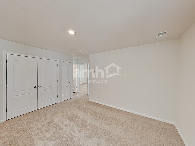 Building Photo - 3026 Wingadee Dr