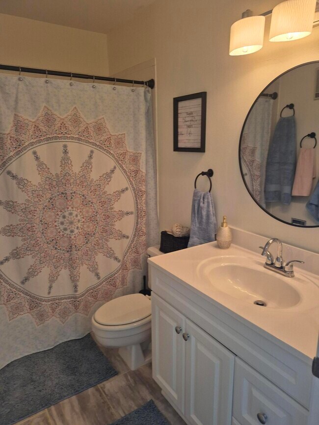 Building Photo - 1975 Westminster Cir