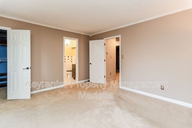 Building Photo - 2654 Stoney Creek Rd SE