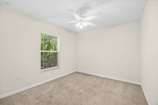 Building Photo - 8736 98th Ct