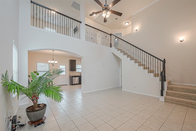 Building Photo - 13206 Versace Dr