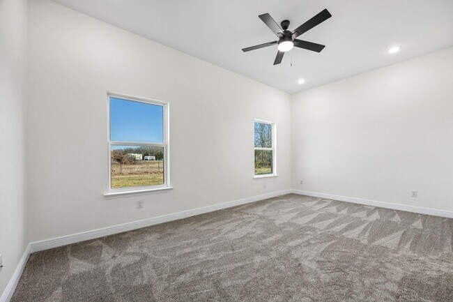 Building Photo - 202 Dover Dr