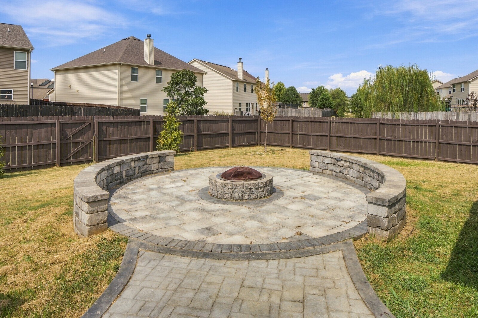 Building Photo - 132 Slaters Dr