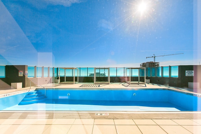 Building Photo - 1901 S Calumet Ave