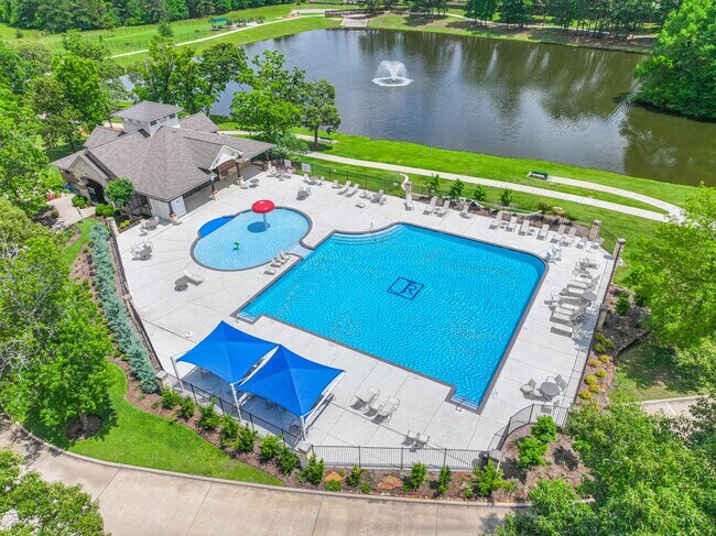 Building Photo - 111 Pheasant Run Dr