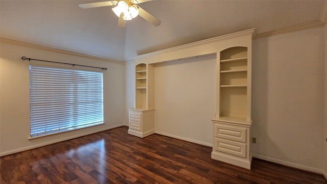 Building Photo - 18514 Purdy Ct