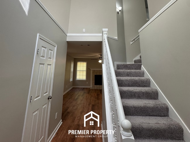 Building Photo - Newly Renovated Cordova Gem | 3BR/2.5BA with Soaking Tub & 2-Car Garage