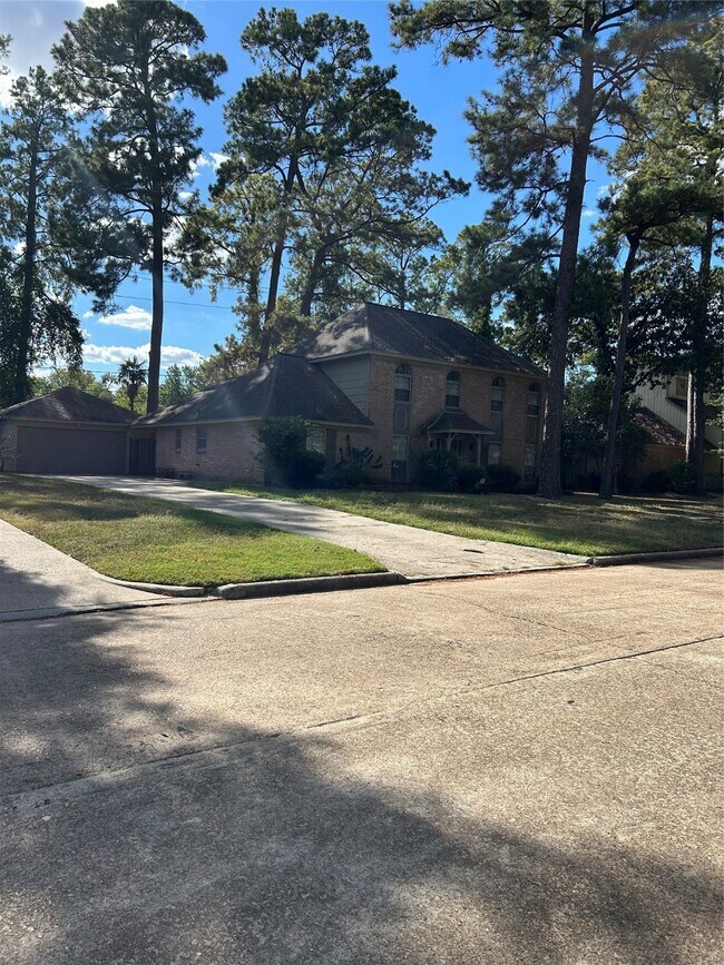 Building Photo - 12019 Indian Wells Dr