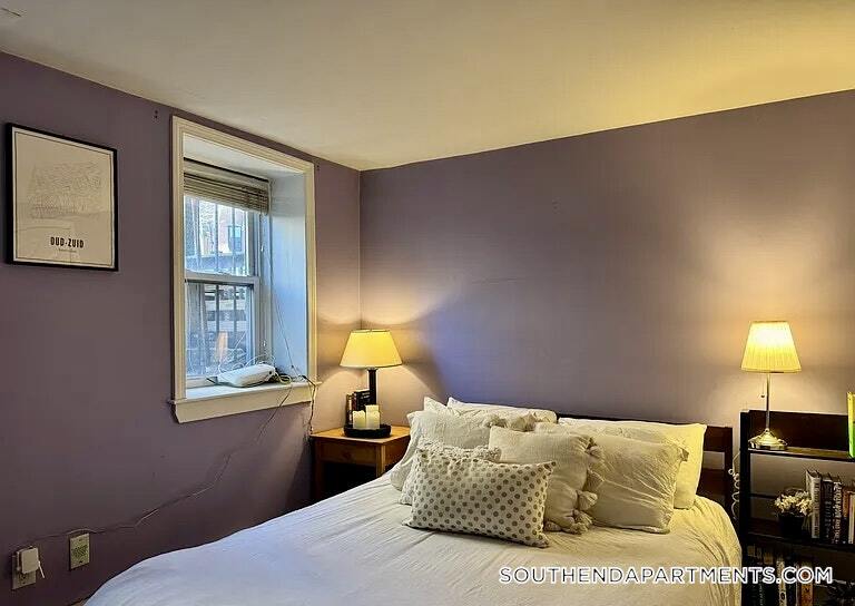 Building Photo - 519 Columbus Ave