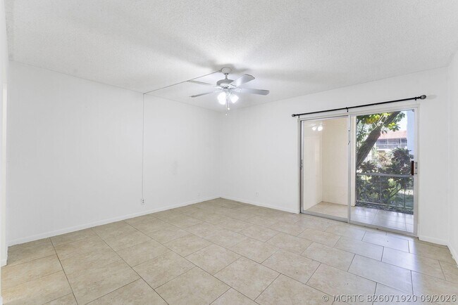 Building Photo - 632 NW 13th St