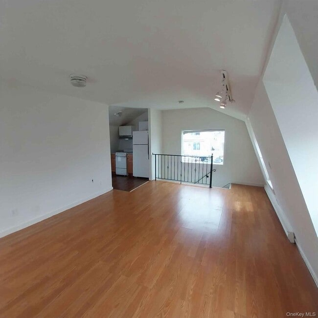 Building Photo - 429 Guy Lombardo Ave