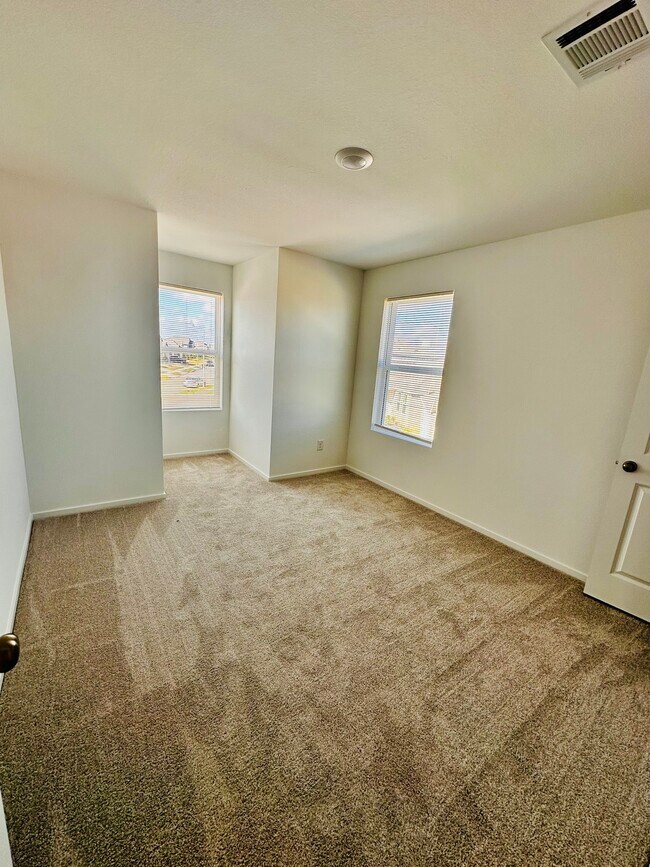 Building Photo - 3041 Merganser Rdg Dr