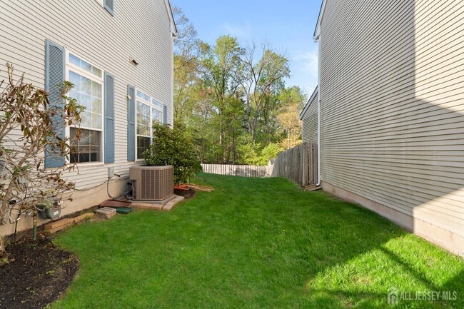 Building Photo - 54 Magellan Way