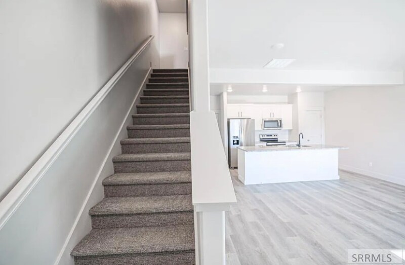 Building Photo - 651 S 2400 W