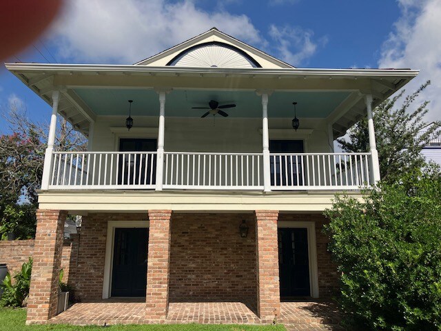 Primary Photo - 1302 Soniat St