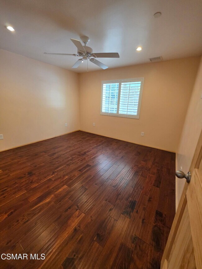 Building Photo - 6172 Sylvan Dr