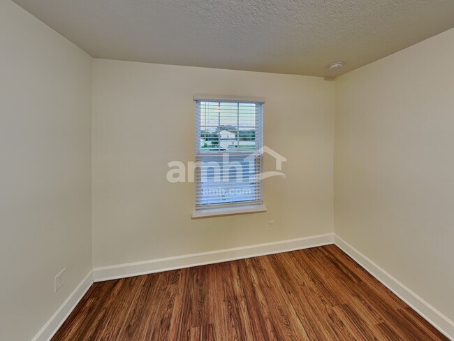 Building Photo - 1408 Celery Palm Cove