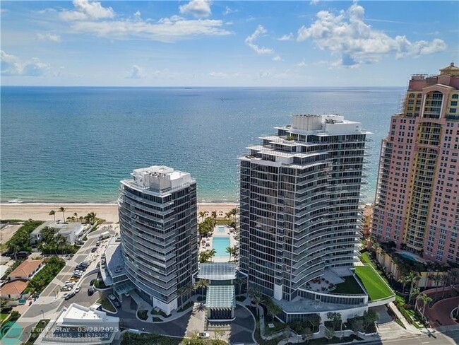 Building Photo - 2200 N Ocean Blvd