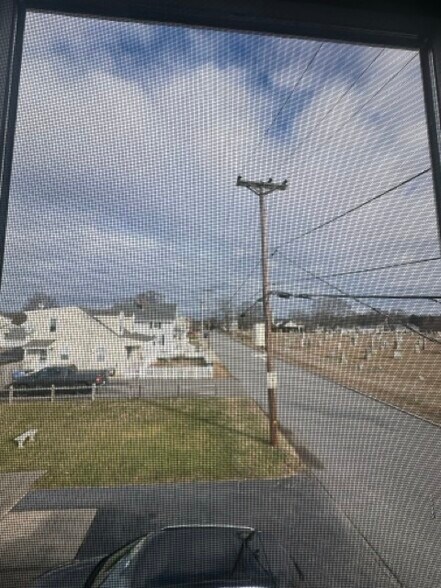 Building Photo - 309 High St