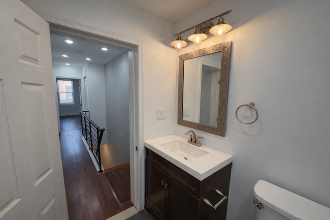 Building Photo - 2 Bedroom Single Family Home w/ Private Fenced Yard | Point Breeze