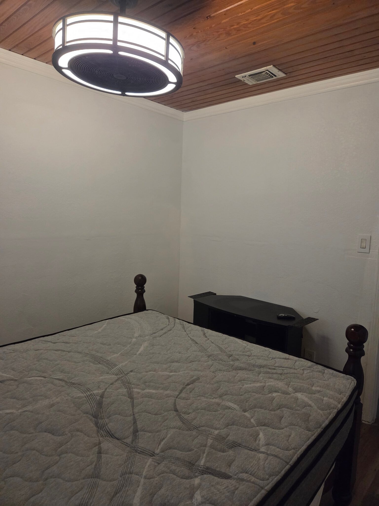 Building Photo - 6590 Dewrell Square