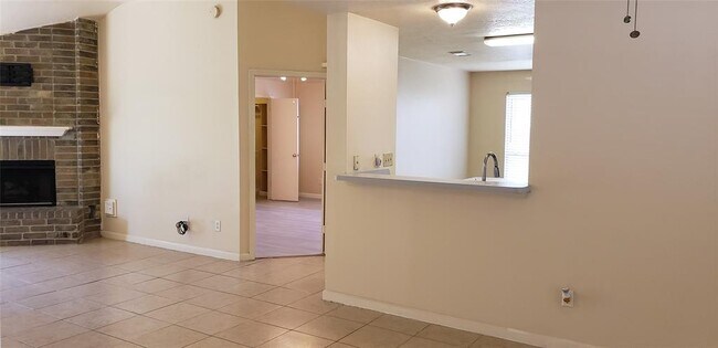 Building Photo - 28811 Sedgefield St