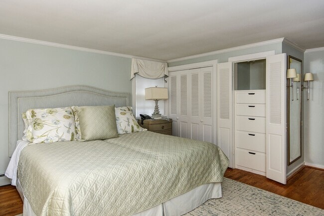 Building Photo - 148 Heritage Rd