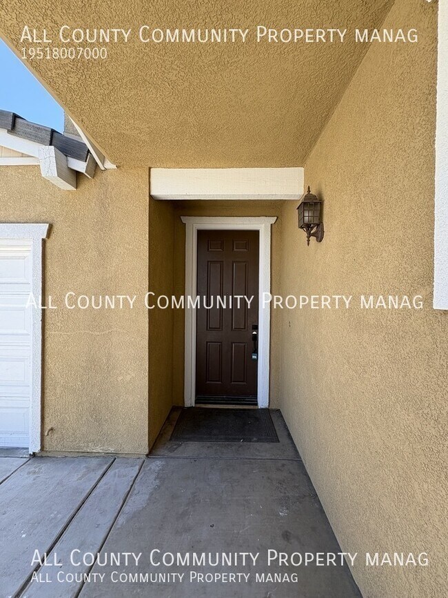 Building Photo - 3931 Palmetto Haven Ct