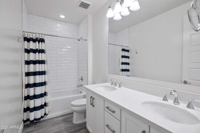 Building Photo - 7358 E Casitas Del Rio Dr