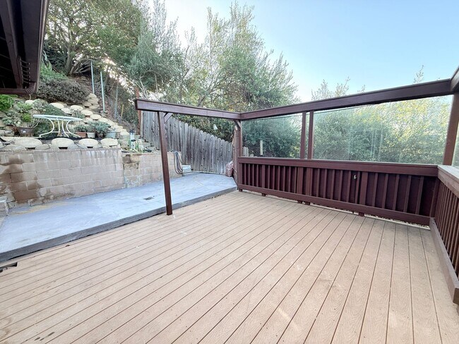 Building Photo - 4242 Briggs Ave