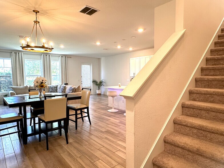 Building Photo - 821 Benoi Dr