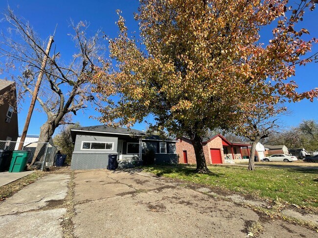 Building Photo - 3 br, 1 bath House - 1225 NW 91st St