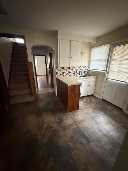 Building Photo - 372-374-374 S Huron Ave