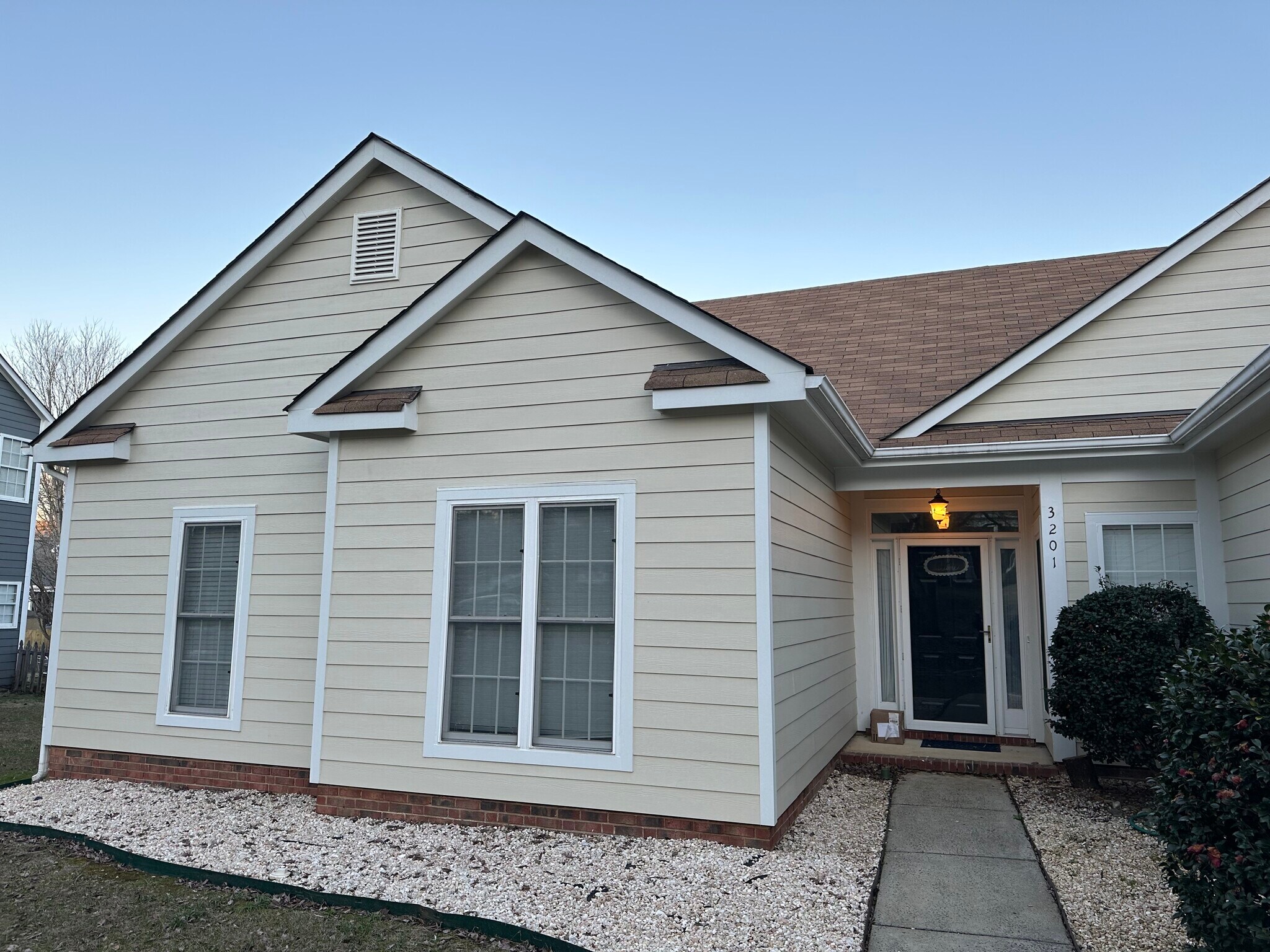 Building Photo - 3201 Gulfstream Ct
